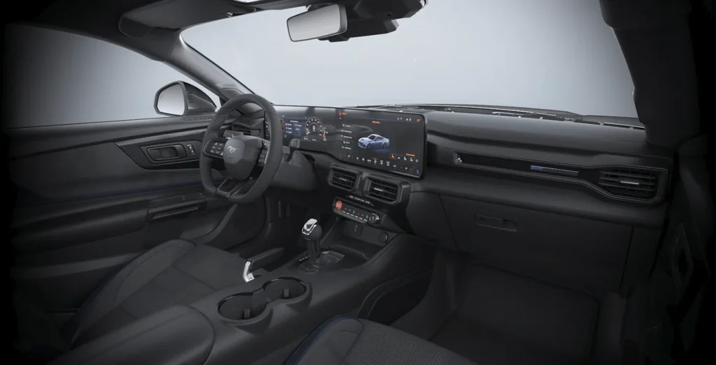 Ford-Mustang-5.0-Ti-VCT-V8-Mustang-Dark-House-AT-interior-delantera-II