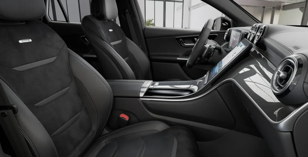 Mercedes-AMG-GLC-Coupe-63-S-E-Performance-interior-delantera-II