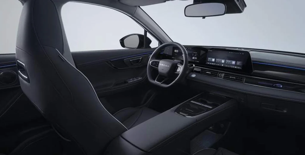 Omoda-5-EV-61kWh-Pure-155kW-interior-delantera-II
