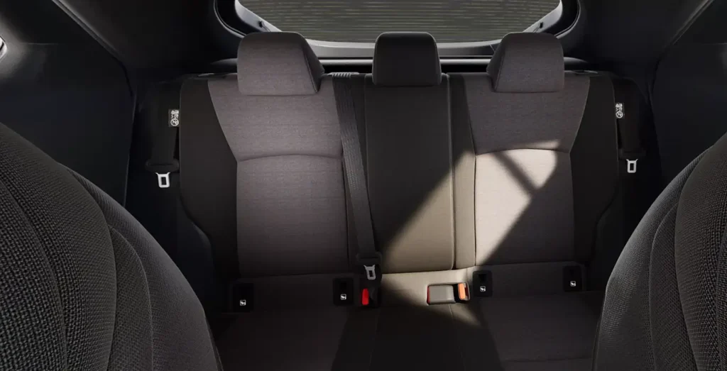 Toyota-C-HR-Advance-Plug-in-Hybrid-220-interior-trasera
